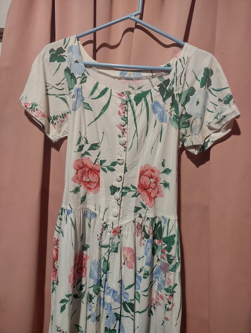 Vintage 1980s Cottagecore Cotton Boho Floral Fabric Covered Button Summer Dress
